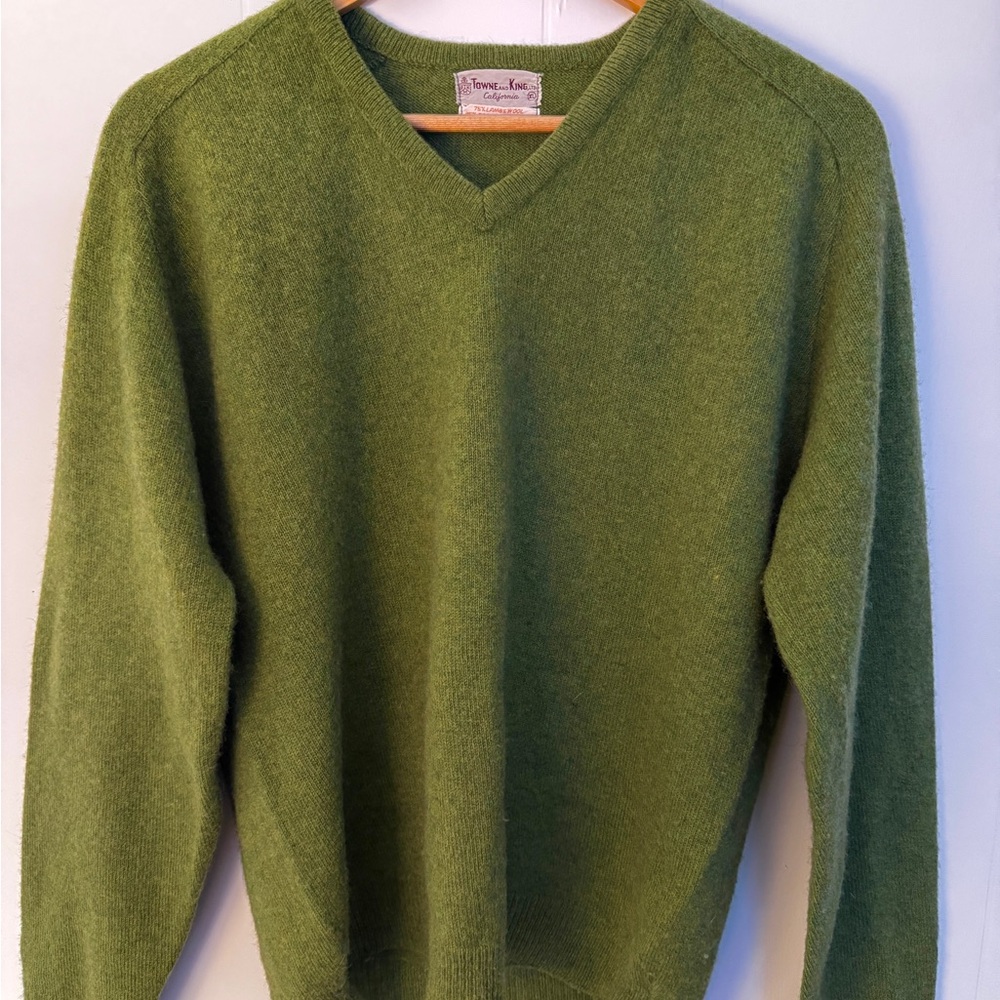 Elegant Olive V-Neck Sweater for Women